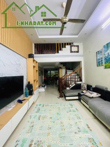 Đầu Tư Ngay Sinh Lời Liền Tay- Chính chủ bán nhanh nhà riêng Kiến Hưng 70m2 - 5 tầng -