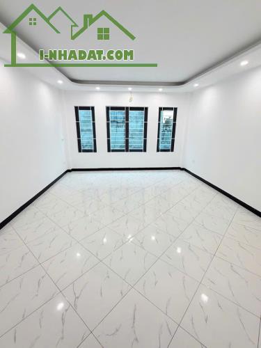 BÁN NHÀ LẠC THỊ NGỌC HỒI 33M 5 TẦNG MỚI SÁT Ô TÔ DỪNG ĐỖ GIÁ SIÊU ĐẸP CHỈ CÓ 6.65 TỶ - 2
