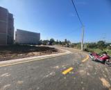 Bán nhanh lô góc 2 mặt tiền ven sông ngay chợ Tân Bình, gần Đại học Lạc Hồng.