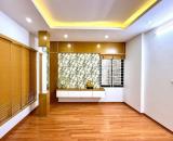 Bán nhà đẹp Pháo Đài Láng Đống Đa 32m 5T MT rộng 9,5 tỷ.