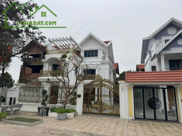 BÁN NHÀ 400M MẶT NHÌN CÔNG VIÊN KĐT LONG VIỆT,MT: 16M, GIÁ: 27 TỶ. - 2