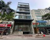 Bán Nhà Mặt Phố Cát Linh - Lô góc, vìa hè 5m - 6 tầng thang máy mới đẹp, Sổ vuông - MT 4m