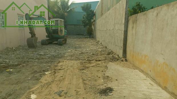 Bán đất thổ cư mt đường ĐT 826 xã Long Hòa , Cần Đước dt 266m2 giá 5,9 tỷ - 2