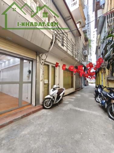Cho thuê nhà ngõ Láng Hạ, làm nail, cà phê...2 tầng x 35m2 mặt tiền 3.3 m, 12.5 triệu - 2