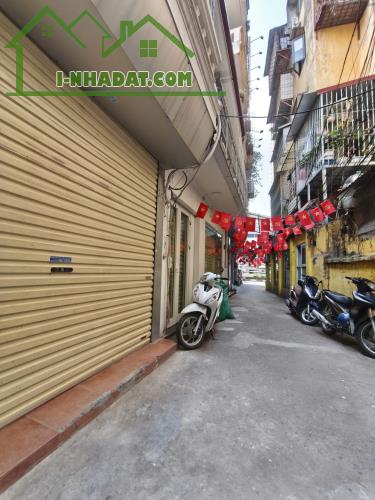 Cho thuê nhà ngõ Láng Hạ, làm nail, cà phê...2 tầng x 35m2 mặt tiền 3.3 m, 12.5 triệu - 3