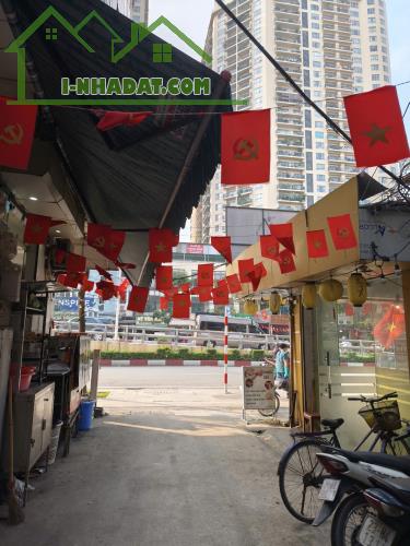 Cho thuê nhà ngõ Láng Hạ, làm nail, cà phê...2 tầng x 35m2 mặt tiền 3.3 m, 12.5 triệu - 4