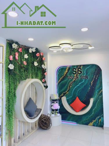 CẦN SANG NHƯỢNG SALON TÓC CÓ PHÒNG Ở LẠI TẠI QUẬN 5 - 4
