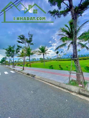 HOT BÁN LÔ GÓC NGÃ 3 – ĐỐI DIỆN CÔNG VIÊN – ĐẦM SEN NAM HOÀ XUÂN - 2