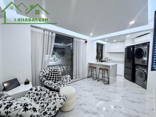 Đi nước ngoài định cư hạ giá bán gấp nhà mặt tiền đường Nguyễn Phi Khanh, quận 1, giá chỉ - 5