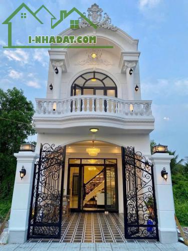 Nhà Lầu TÂN CỔ ĐIỂN đẹp RỰC RỠ. Đường Rộng 8mét. Xe 16 Chổ Vivu - Tân Mỹ Chánh - Mỹ Tho c - 5