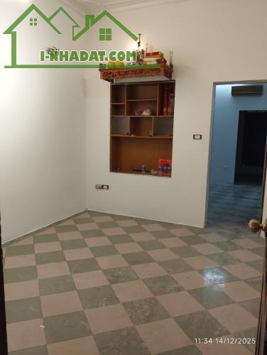 Cho thuê căn hộ tập thể tại 17 ngõ 563 Giải Phóng, Hoàng Mai. - 3