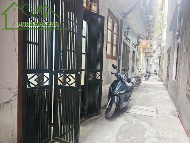 Mỹ Đình nhà đẹp hiếm, dân xây gần oto 37m2 5 tầng nhỉnh 9 tỷ
