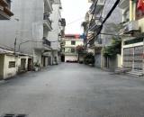 MẢNH ĐẤT HIẾM-Phố Phùng Chí Kiên 80m, MT 5m 21.6 tỷ, Ô tô đỗ cửa, sổ vuông vắn