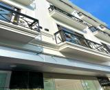 Bán nhà Võ Chí Công - Tây Hồ:Biệt thự liền kề, sân vườn trước sau, ô chờ thang máy, ở ngay