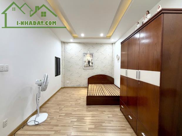 NGÃ 4 PHÚ NHUẬN – NHÀ 3 TẦNG – 92M² – NỞ HẬU – FULL NỘI THẤT – 9.5 TỶ - 3