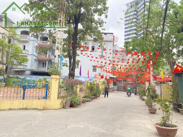 Nhà 10.2 Tỷ - Hàng Xóm Công Viên Hoà Bình - Ô Tô 5 Chỗ Đến Cửa - 48M