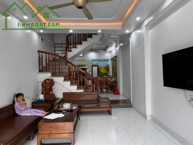 Bán nhà phố Trung Hành, Hải Phòng: 48m2 x 4 tầng, Ô tô đỗ cửa, Không ngập lụt - 5