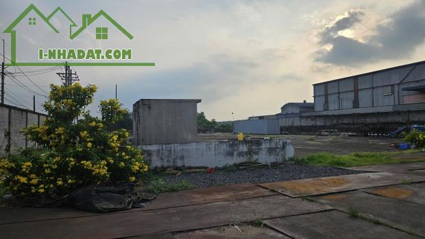 Bán đất tặng nhà văn phòng trong khu công nghiệp Hố Nai - 4