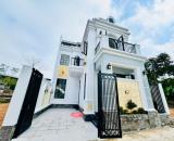 BÁN 2 CĂN VILLA 2 TẦNG TÂN CỔ ĐIỂN FULL NỘI THẤT KIỆT ÔTÔ 55 VŨ NGỌC PHAN, TP HUẾ