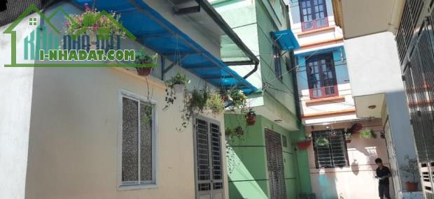 Chính chủ cho thuê nhà cấp 4 ngõ 181 Nguyễn Văn Linh, diện tích 35M2, giá 5 triệu - 4