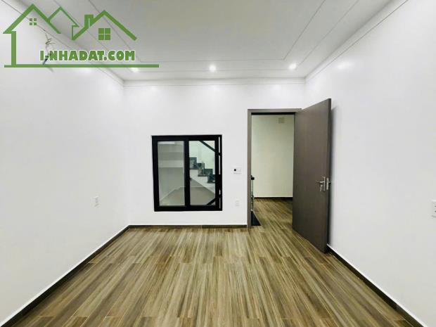 Còn duy nhất 1 căn 4 tầng độc lập Bùi Thị Tự Nhiên Đông Hải  vô cùng kiên cố, chắc chắn, - 2