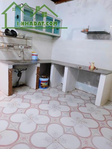 Cho thuê nhà hẻm Hoàng Diệu hẻm oto , gần biển đi bộ ra biển, dt 70m, giá 4,5 triệu/ tháng - 3