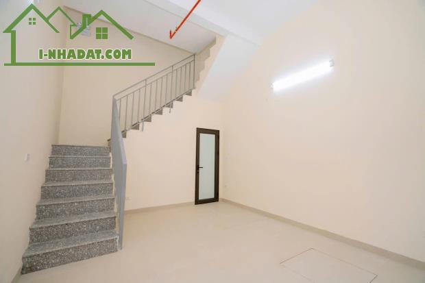 CẦN BÁN KIOT 2 TẦNG – CHỢ ĐẦU MỐI NAM HÀ NỘI GIÁ BÁN: 3tỷ750 xã Bích Hòa, huyện Thanh - 2