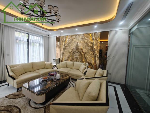 Bán nhà 5 Tầng 74 M mặt đường Nguyễn Tất Tố Lê Chân Hải Phòng