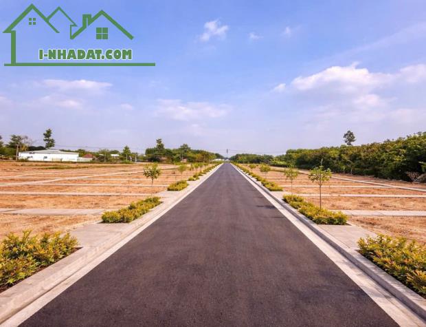 Bán 5 lô đất 1 sẹc HL15 giá chỉ 300 triệu sang tên. Gần cầu Bạch Đằng2 - 1