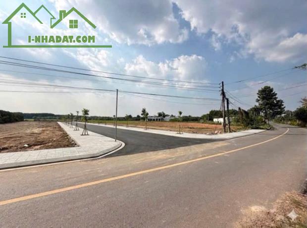 Bán 5 lô đất 1 sẹc HL15 giá chỉ 300 triệu sang tên. Gần cầu Bạch Đằng2 - 2