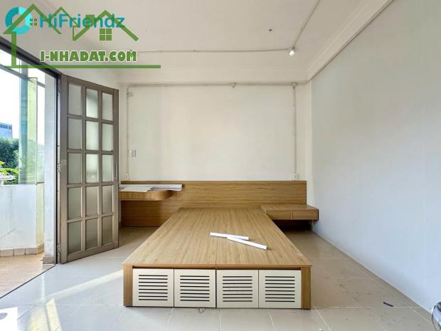 SANG NHƯỢNG CĂN HỘ 2PN FULL NỘI THẤT – NGAY TRUNG TÂM QUẬN 1 - 4