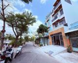 Bán nhà 5 tầng, Cạnh Phú Mỹ Hưng, Q7. 90m2 - full nội thất, thang máy nhập, PN master