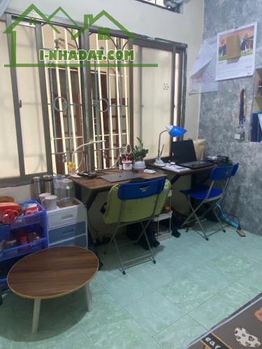 Cho thuê phòng 17m², tầng 4,giờ giấc tự do phố Bạch Mai gần Bách-Kinh-Xây