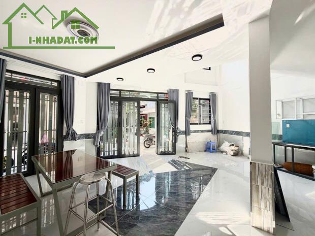 Hoàng DIệu_Nguyễn Văn Trỗi, Phú Nhuận,5 Tầng,ngang 6m, 5Pn,hẻm 4m, 52m2, Ở ngay, 10.45 Tỷ - 1