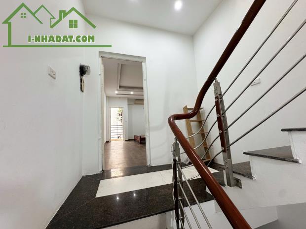 CHO THUÊ PHÒNG RỘNG 50M2 – NGÕ 173 HOÀNG HOA THÁM (279 ĐỘI CẤN) – GIÁ CHỈ 4TR5 - 1