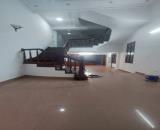 Bán nhà ngõ 68 Quan Nhân, DT 80m, 5 tầng, MT 4.5m, giá 26.7 tỷ, ngõ oto tránh, KD