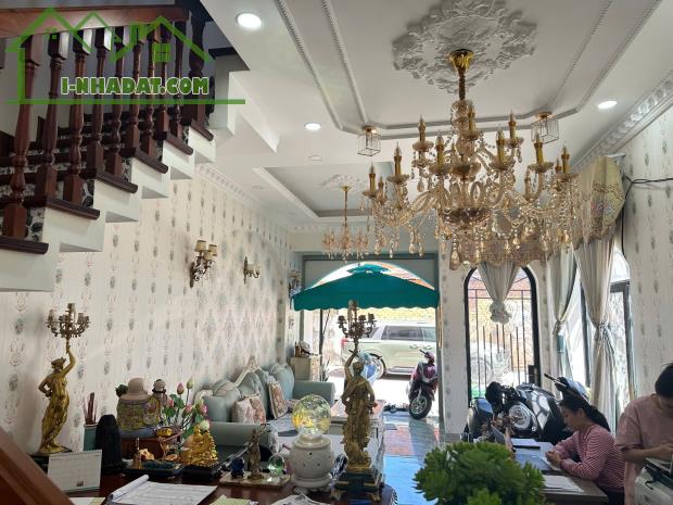 📣Bán #Nhà Lầu đẹp Góc 2mt hẻm Mai Hắc Đế gần Nhà Hàng Victory, Buôn Ma Thuột - 1