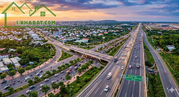Cọc ngay lô đất 100m2 chỉ hơn 990 triệu, full thổ cư, có sổ sẵn, mặt tiền lộ giới 25m - 4