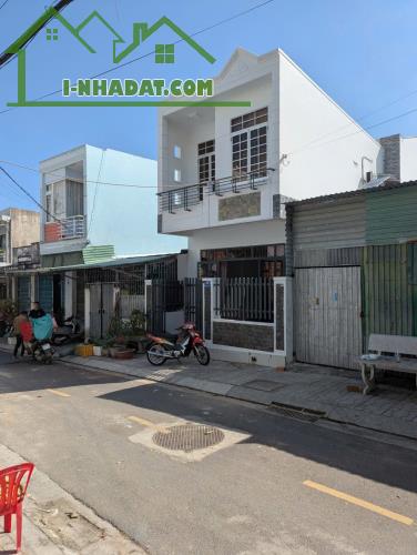 Cho Thuê Nhà Bắc Nha Trang – 3PN – Đường Rộng 8m Có Vỉa Hè – 11tr - 1