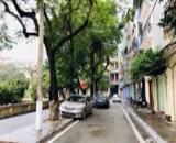 CẦU GIẤY - Toà CCMN 95m² 7 tầng MT 9,5m - Ô tô đỗ cửa - Thang máy - Dòng tiền 1,3 tỷ