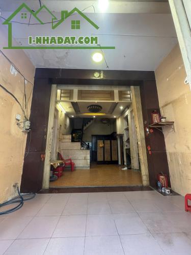 Cho thuê nhà 3 phòng ngủ – Quận 6 (Đường Phạm Văn Chí) Phường 7, Quận 6, Tp Hồ Chí - 4