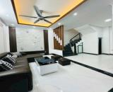 ⭐ NHÀ ĐẸP PHỐ LƯƠNG KHÁNH THIỆN 8,96 TỶ/ 34M2/ 5 TẦNG/ MT4M – 3 MẶT THOÁNG –SÂN RIÊNG RỘNG