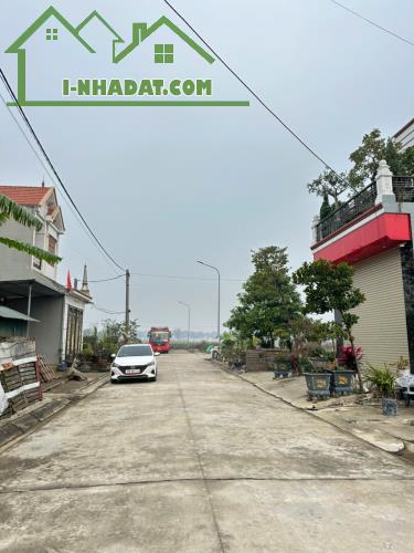 Bán gấp lô đất đẹp Băng 2 tỉnh lộ 310 Thị Trấn Gia Khánh, Bình Xuyên 100m mt5m giá 2,3 tỷ