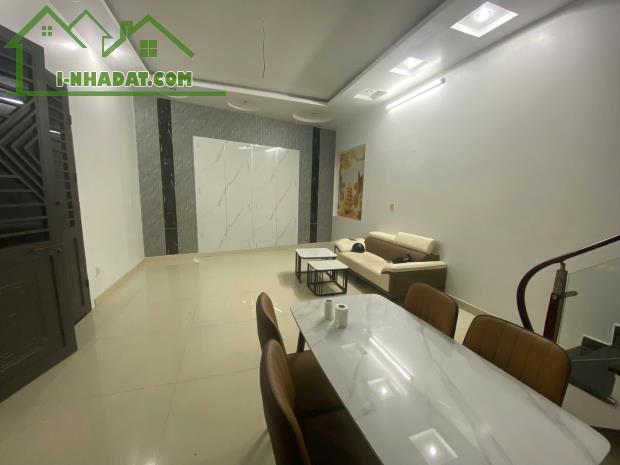 BÁN NHÀ 3,5 TẦNG NGÕ TRUNG HÀNH – HẢI AN – CÁCH MẶT ĐƯỜNG 50M – GIÁ 2,65 TỶ - 3