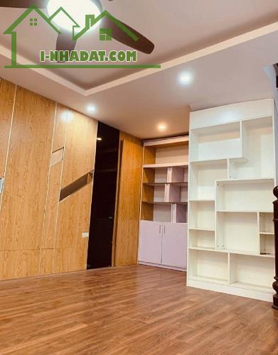 CĂN HIẾM - MỸ ĐÌNH - NHÀ DÂN XÂY - GẦN Ô TÔ - KD - FULL NT - 1
