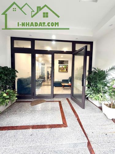 BÁN NHÀ CHIA LÔ CẦU DIỄN 37M2X5T, THANG MÁY, Ô TÔ,Ở NGAY, TẶNG FULL ĐỒ, 8.5 TỶ
