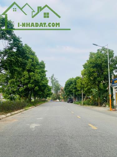 BÁN gấp lô đất đẹp cụm kinh tế Đồng Tâm, Trần Doãn Hựu, Vĩnh Yên 100m mt5m sẵn sổ 2,7 tỷ - 3