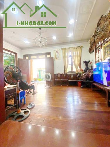 Bán Biệt Thự 3 lầu (12x20m) mặt tiền KDC Tân Quy Đông P.Tân Hưng Quận 7 - 1