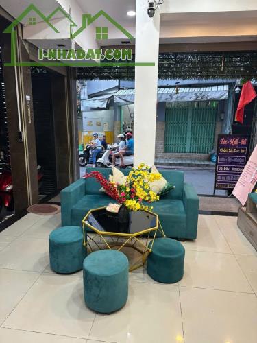 CHÍNH CHỦ SANG LẠI TIỆM NAIL + GỘI + MASSAGE - GẦN ĐH BÁCH KHOA HCM - CỰC HOT - 2