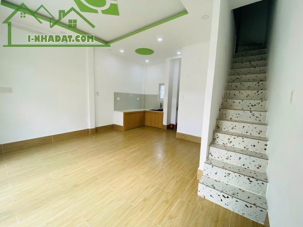 Cho thuê nhà rộng rãi 2 phòng ngủ – giá tốt tại Quận 12 - 2